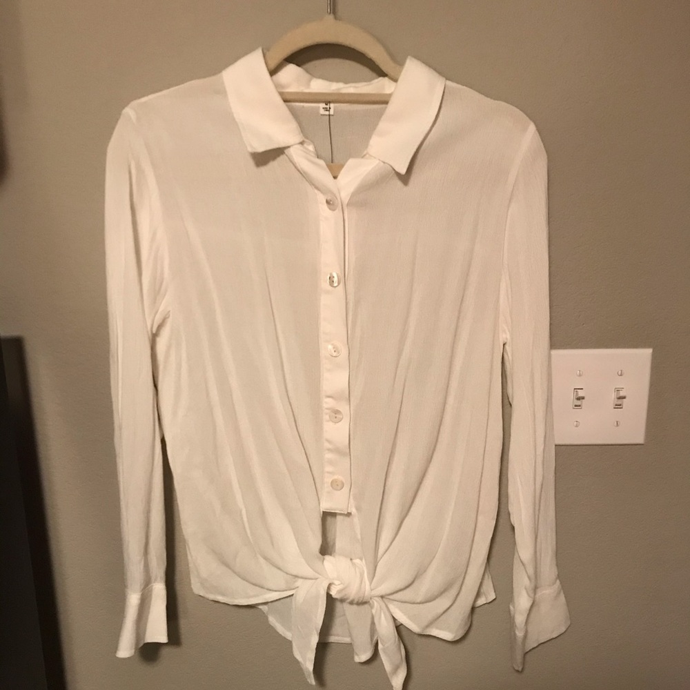 American Threads tie front button down